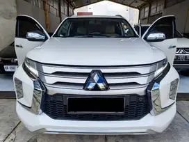 MITSUBISHI Pajero Sport Dakkar Ultimate 4x2 Matic Seperti Baru Antik