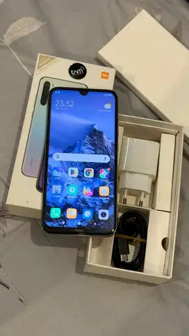 Dijual Xiaomi Note 8 White 4/64GB Resmi Lengkap