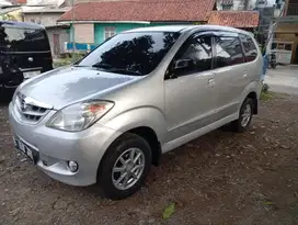 Daihatsu Xenia 2011 Bensin