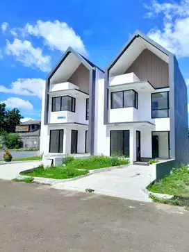 Rumah siap huni akses lebar ada fasum taman dan kolam renang