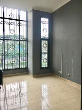 Disewakan Ruko Bagus Siap Pakai Di Hibridab Raya  Kelapa Gading Jakart