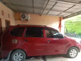 Mobil bekas Xenia Li 2008