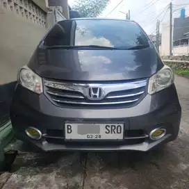 FREED E PSD PRESTIGE MATIC2014,MINIBUS SPORT MEWAH KLG,PEMAKAI(NEGO)
