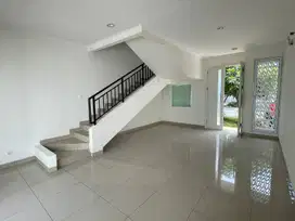 Disewakan Rumah Siap Huni di Cluster Amanda Summarecon
