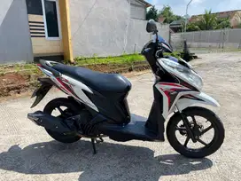58@: B TANGSEL,PAJAK ON VARIO125 KZR PUTIH