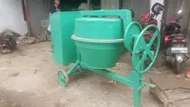 Jual Mixer Cor Beton Trindo Mesin Dongfeng Mulus Siap Pakai
