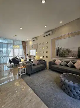 Dijual Rumah PIK Pantai Indah Kapuk uk200m2 Furnised Privat pool jakut