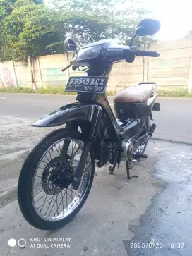 Kawasaki KAZE R mesin alus, bodi repair ulang kinclong