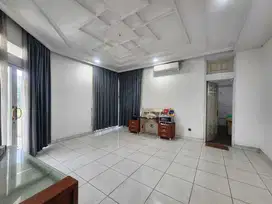 Jual Sewa Rumah Besar Taman Kebon Jeruk Intercon