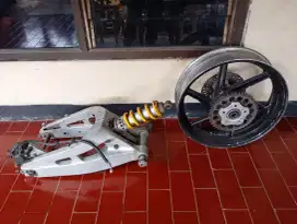 Arm moge cbr 400 nc 23