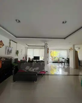 Dijual rumah PIK BGM VIEW DANAU uk8x18m2 Jarang ADA at Jakarta utara