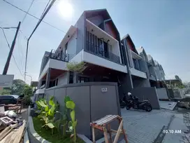 Dijual Rumah Baru Manyar Tirtoyoso Surabaya