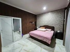 Dijual Rumah Mewah 3 Lantai Di Cluster Madrid Modernland, Tangerang