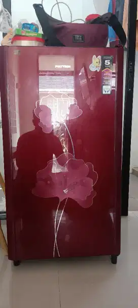 Dijual kulkas polytron 1 pintu
