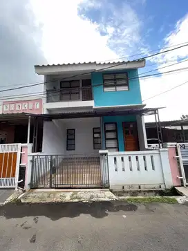 Rumah Belakang Mall Cartenz Disewakan