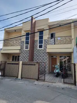 Rumah 2 Lt tangerang