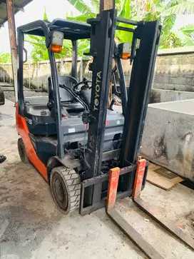 TOYOTA 1,5 TON MAST STD 3 METER UNIT BERGARANSI SIAP PAKAI