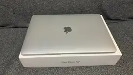 MacBook Air M1 fullset 8/512Gb like new