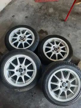 Velg enkei tarmac R15 et 40 lebar 6,5
