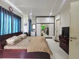 RUMAH CANTIK DI GADING SERPONG SEMI FURNISH SIAP HUNI