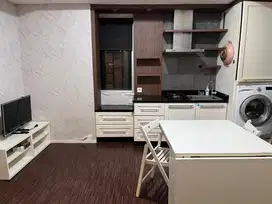 Di sewa kan apartemen green lake sunter tower 1 full furnish