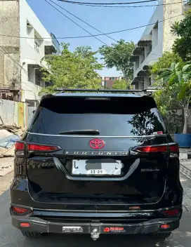 Toyota fortuner vrz trd solar (2019)