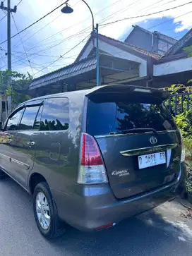 Toyota Kijang Innova 2010 Diesel
