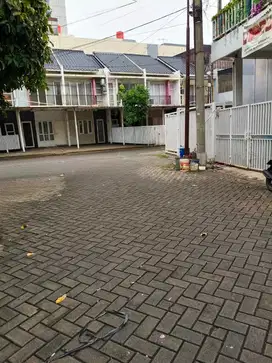 DISEWAKAN CEPAT RUMAH DI MUTIARA TAMAN PALEM