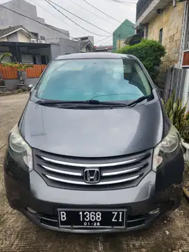 Honda Freed 2010 Bensin