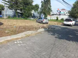 Dijual tanah tengah kota jalan mobil simpangan harga termurah