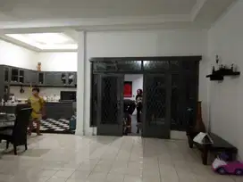 DIJUAL Rumah siap huni, terawat.Di Perumahan Parakan Buah Batu Bandung