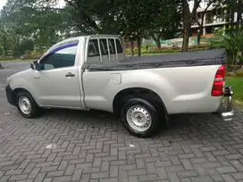JUAL MOBIL HILUX TH 2014