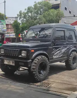 KATANA 1990  “Legenda Jalanan, Tak Lekang oleh Waktu”