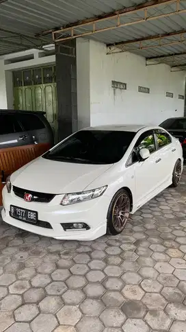 Honda Civic 2012 Bensin