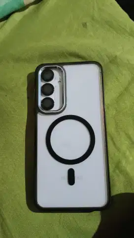 Samsung s24 FE .