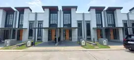 Rumah siap huni dalam cluster, strategis Grand Duta City Bekasi