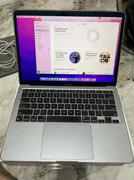 Macbook Air versi M1 256GB ex ibox
