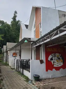 Rumah kost guess house  untuk backpacker di sawojajar akses sepeda mot