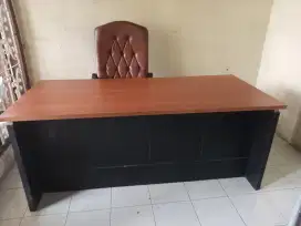 Di jual meja kantor & kursi kantor ( dijual seluruhnya)
