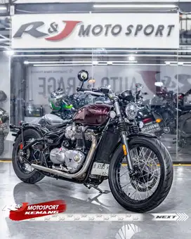 (BPKB & STNK) LOW KM 5000 Triump Boober bonevile 1200 Nik 2018