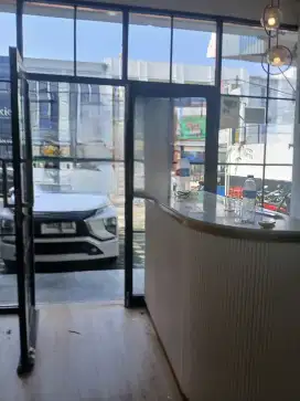 Disewakan Ruko 3 Lantai Siap Huni di Tebet Raya