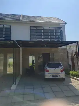 Rumah Mutiara City Sidoarjo Minimalis Carport