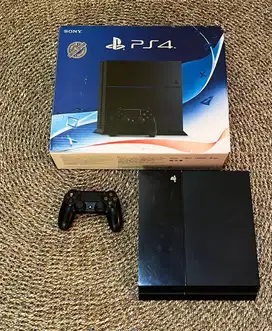 Sony Playstation 4  1 TB