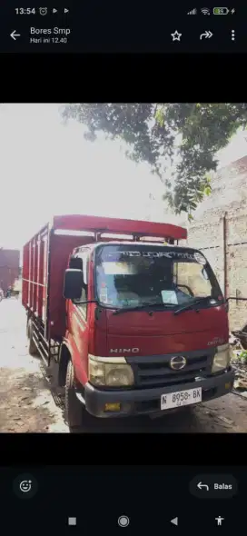Truk hino 2015.