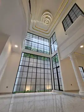 Rumah Bagus Semi Furnished SHM Tomang, Jakarta Barat
