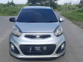 Picanto SE 2012 matic siip
