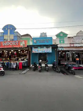 Ruko siap pakai, strategis dan ramai. Dukuh Zamrud Bekasi