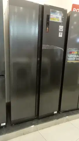 KULKAS ELECTROLUX REFRIGERATOR SBS