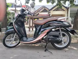 Jual santai Yamaha Fino Premium pemakaiaan sendiri, motor terawat.