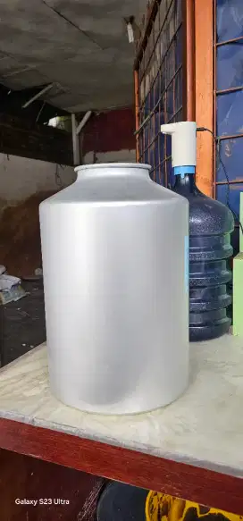 Tong susu almunium